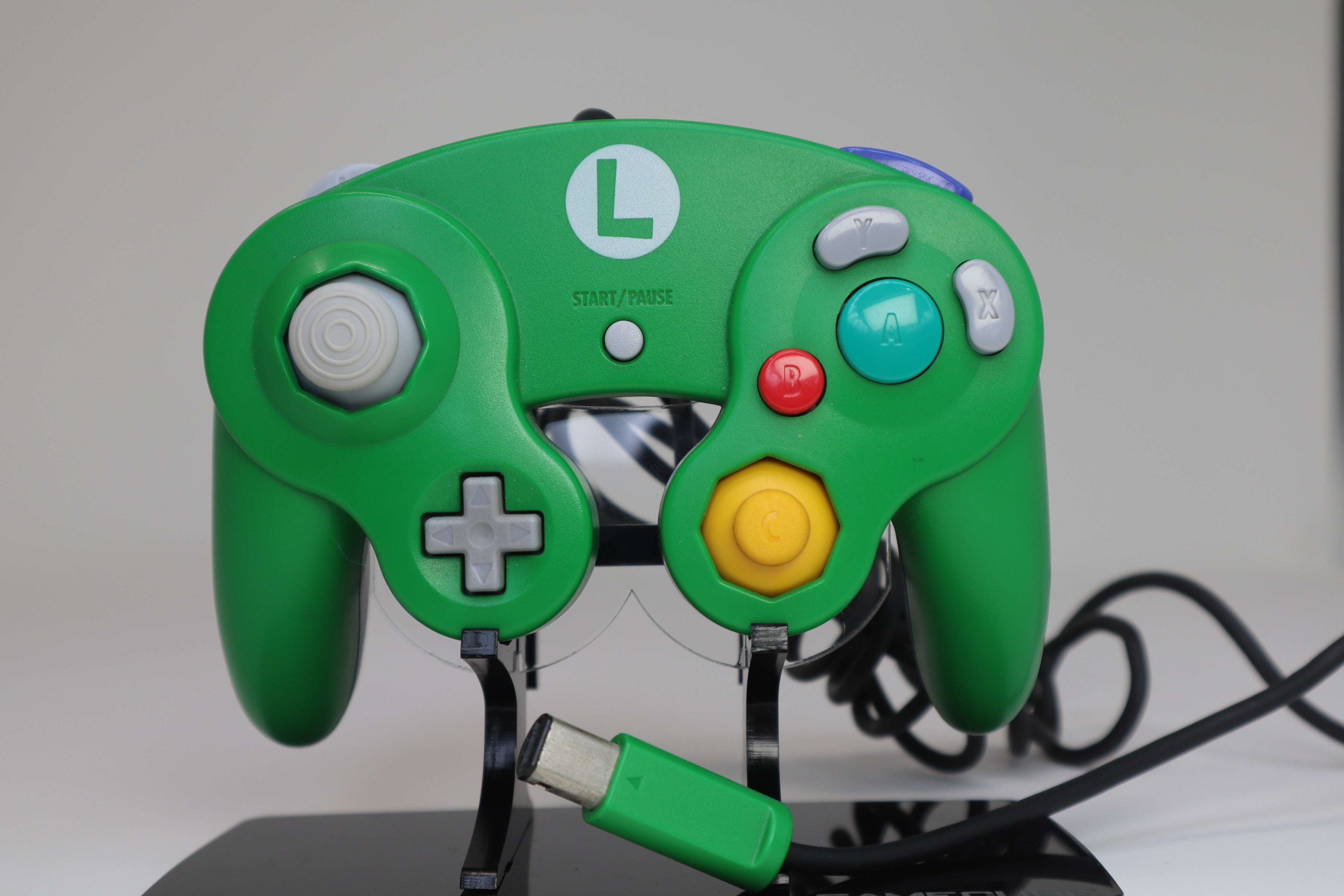 Simple Luigi Top Notch Controllers